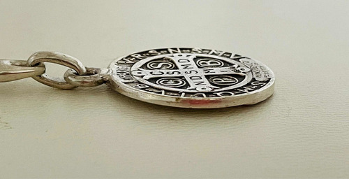 Llavero Cadena San Benito De Plata. Sg- Joyería.