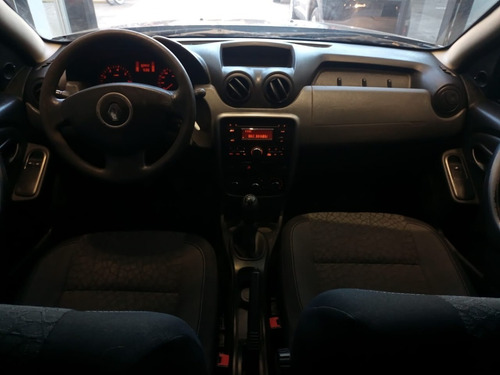 Imagen 8 de 17 de Renault Duster Comfort 1.6 4x2 Taraborelli Usados