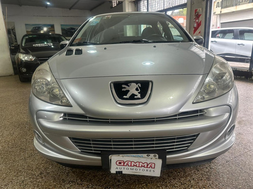Peugeot 207 1.4 Sedan Xs