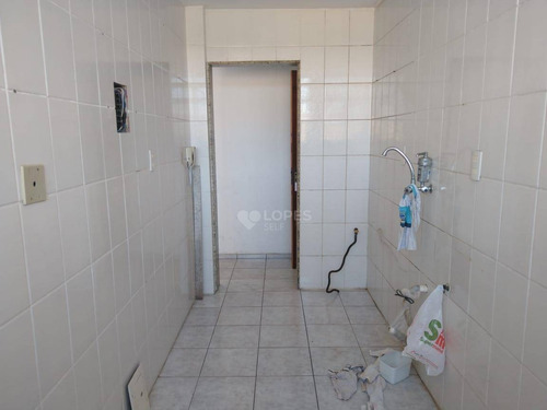 Imagem 6 de 12 de Apartamento Com 2 Quartos Por R$ 140.000 - Fonseca /rj - Ap45693