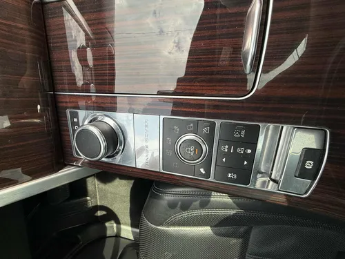Land Rover Range Rover 5.0 Vogue