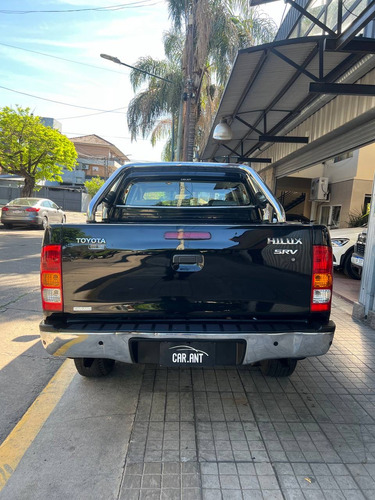 Toyota Hilux 3.0 Cd Srv Cuero 4x4 /// 2011 - 240.000km