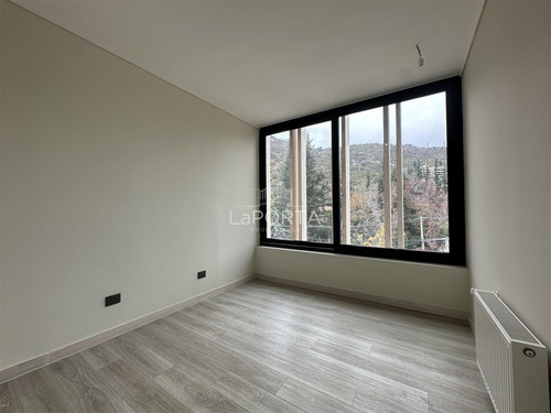 Rooftop Privado/ Lo Barnechea/ Dormitorios En Suite/ Nuevo
