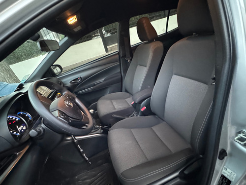 Toyota Yaris 1.5 107cv Xs