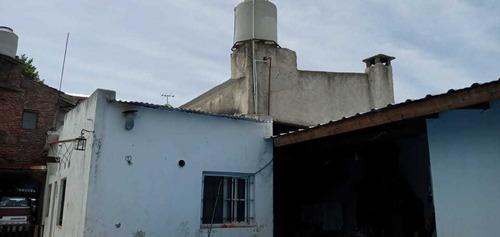 Imagen 12 de 14 de Tres Departamentos Y Local Sobre Avenida Espora