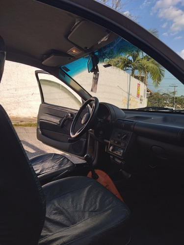 Imagem 7 de 15 de Chevrolet Corsa 2001 1.0 Wind 3p