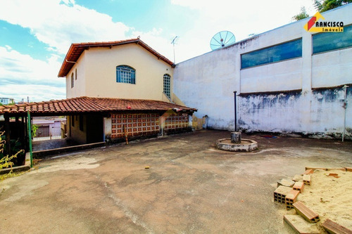 Imagem 6 de 17 de Casa À Venda, 3 Quartos, 3 Vagas, Interlagos - Divinópolis/mg - 46403