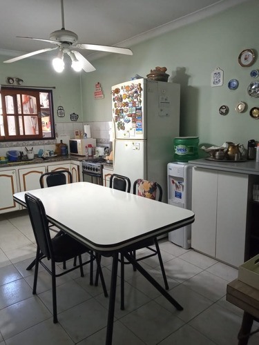 Imagen 22 de 30 de Triplex , Cochera 2 Autos, Dorm En Suite, Fondo Libre,