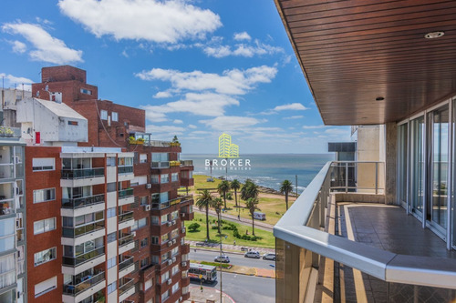 Imagen 6 de 19 de Apartamento Penthouse Duplex Punta Carretas 4 Dormitorios