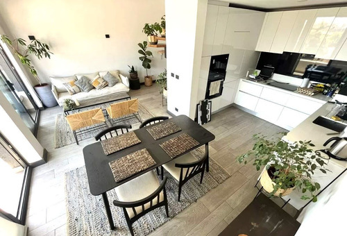 Departamento En Arriendo De 2 Dorm. En Las Condes