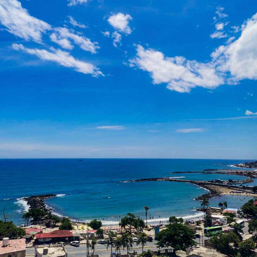 Casa Quinta Con Anexo Tipo Rústico Colonial En Playa Grande