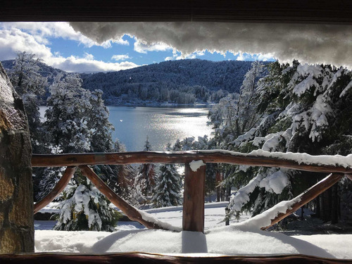 Imagen 5 de 13 de Cabaña Romántica Con Costa De Lago Para 2 Personas