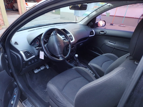 Peugeot 207 1.6 Xt