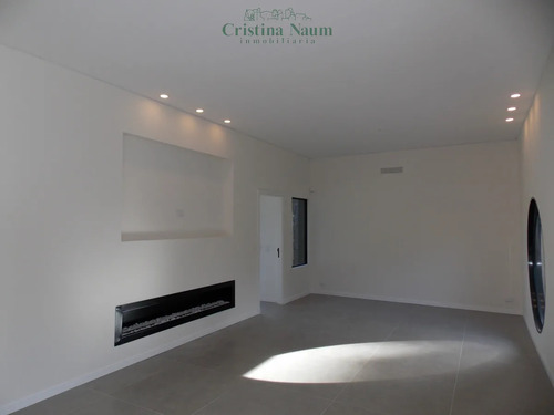 Casa A Estrenar En El Golf A 300 Metros De La Rambla
