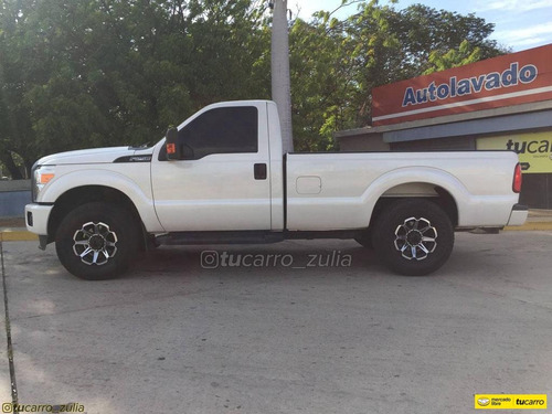 Ford F-250 4x2
