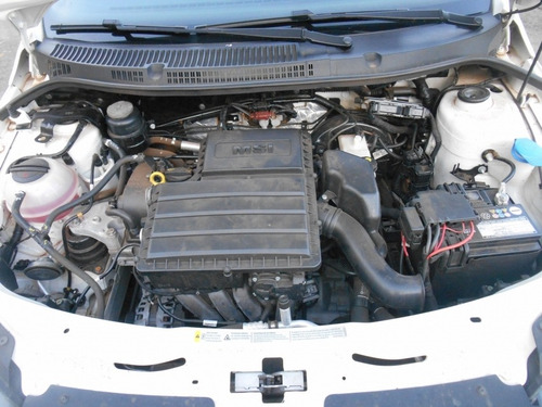 Imagem 7 de 12 de Saveiro Cross 1.6 T.flex 16v Cd