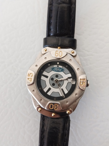 Reloj Ford Pequeño Forma De Rin De Quartz Negro (Usado)
