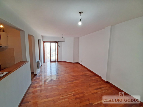 Imagen 3 de 25 de Departamento En Venta En Moron