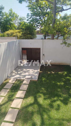 Casa En Venta En Morelos, Otilio Montaño, Cuautla