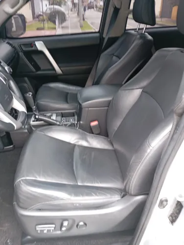 Toyota Prado Txl 4x4 Atm 7p Con Techo Y Cuero Nivel 2