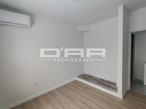 Imagen 13 de 16 de Departamento 2 Ambientes Con Gran Patio - Simbrón 3700