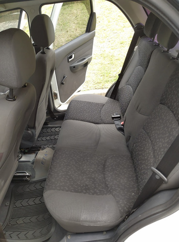 Fiat Palio Weekend Trekking 1.4 Audio Multimedia Y Subwoofer