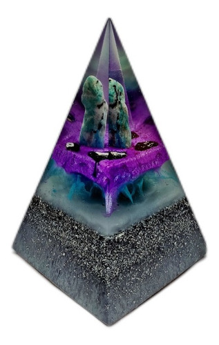 Orgonita Piramide Nubian S Energetica Con Piedras Naturales