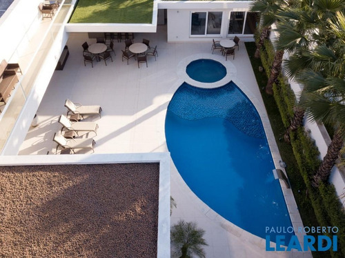 Casa Em Condomínio - Jardim Lorian - Sp - 632532