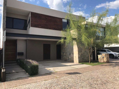 Imagen 9 de 16 de Casa En Venta Arco De Piedra Queretaro Rcv200820-ae