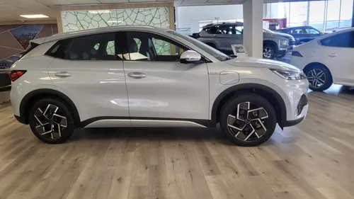 Yuan Plus Lux 2025