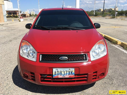 Ford Fiesta Max 4x2 Automático