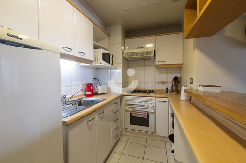 Departamento En Venta De 1 Dorm. En Las Condes