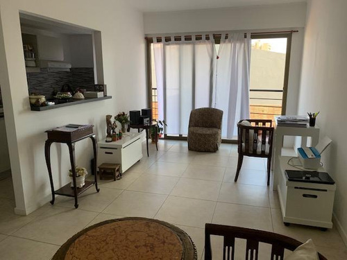 Imagen 2 de 30 de Excelente Departamento 2 Ambientes En El Centro De Tigre