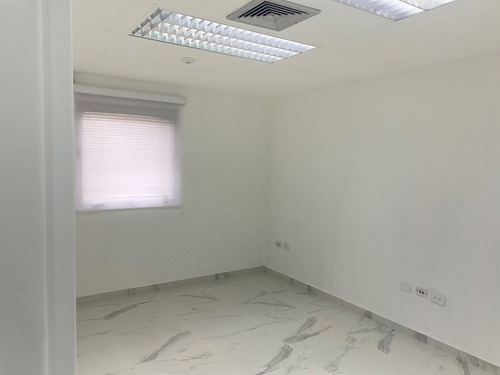Imagen 5 de 6 de Aquiler Oficina 100m2 El Rosal