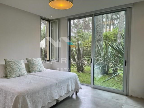 Casa En Venta Ubicado En Laguna Blanca, Manantiales, Maldonado