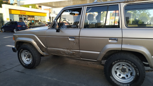 Toyota Land Cruiser Hj 60