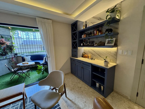 Se Vende Espacioso Apartamento De 3 Habitaciones En Evaristo Morales