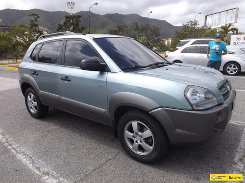 Hyundai Tucson .