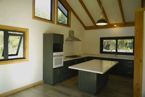 Casa 210m2. Nueva. Loteo Claro De Luna, A 5 Min. De Pucón
