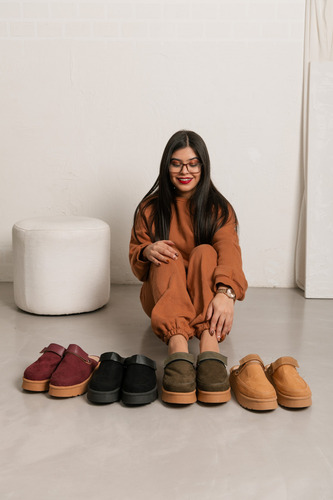 Mules Zuecos Mujer Pantuflas Peluche Interno Abrojo Moscu