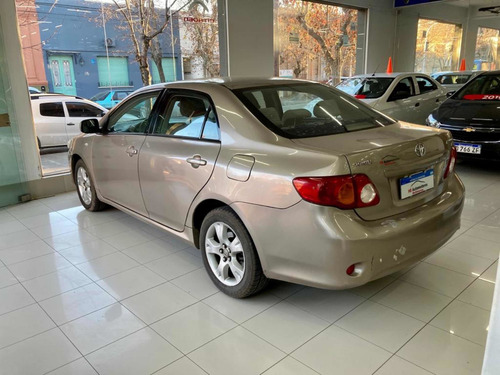 Imagen 8 de 12 de Toyota Corolla 1.8 Xei Mt 2009