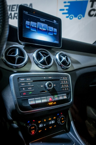 Imagen 5 de 8 de Mercedes - Benz Gla 250 4 Matic
