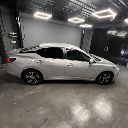 Nissan Sentra 2.0 Advance Cvt