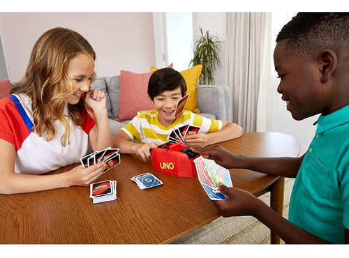 Familia de juegos de cartas Quickdraw Interactive Uno Showdow