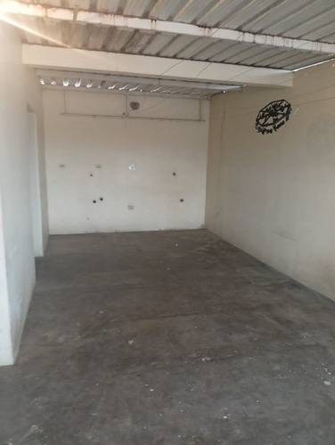 Hermosa Casa En Venta En Los Guayos. Roble. Valencia. Ga
