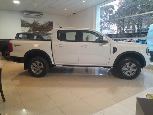 Ford Ranger XLS 4X4 AT 10V 3.0L V6
