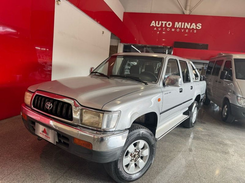 Toyota Hilux 3.0 Srv Cab. Dupla Turbo 4x4 4p