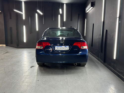 Honda Civic 1.8 EXS AT L06