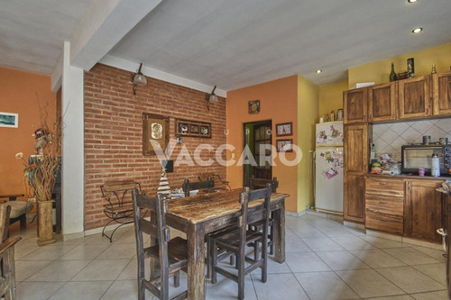 Casa Venta Castelar 3 Habitaciones