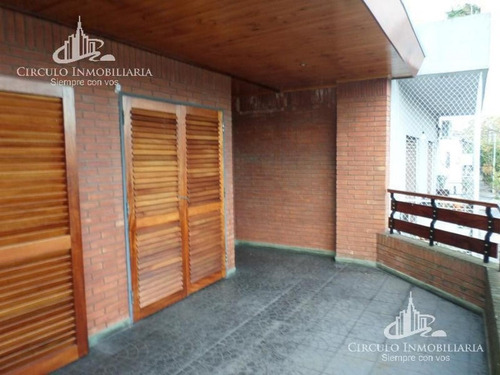 Imagen 8 de 14 de Casa Con Local En Venta